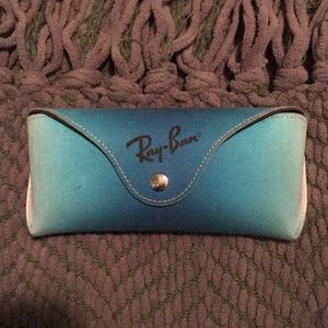 Ray-Ban Case